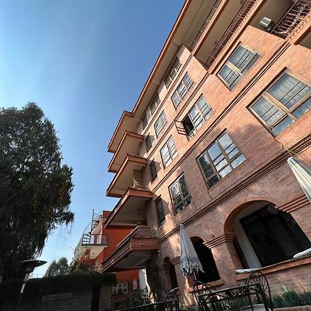 โรงแรมซัมมิท Lalitpur ภายนอก รูปภาพ