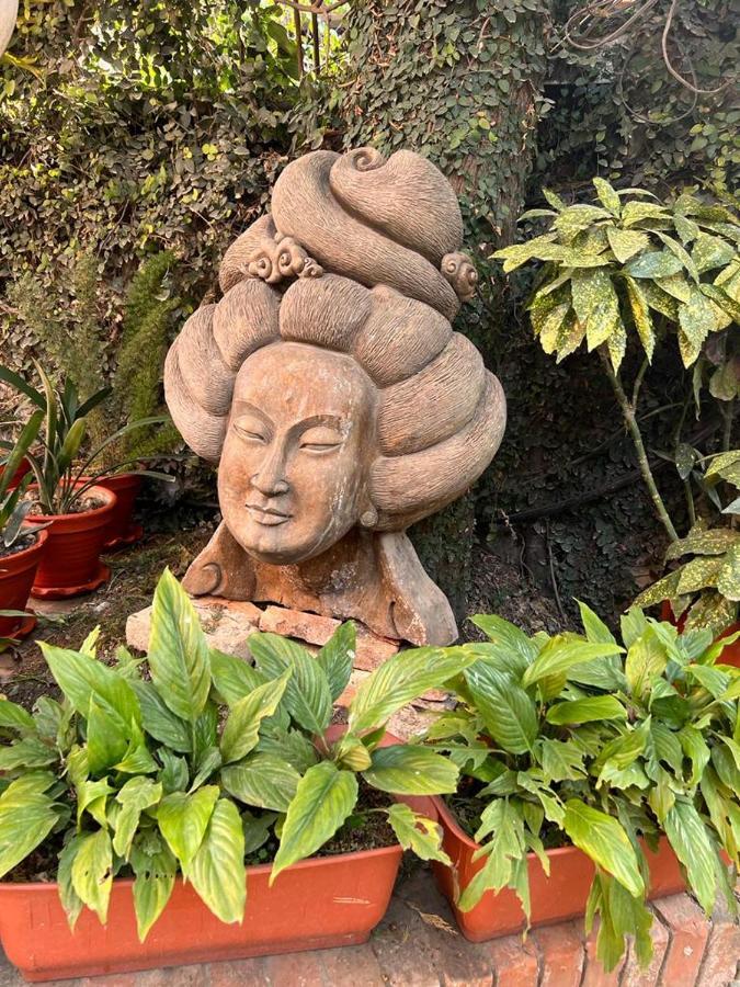 โรงแรมซัมมิท Lalitpur ภายนอก รูปภาพ