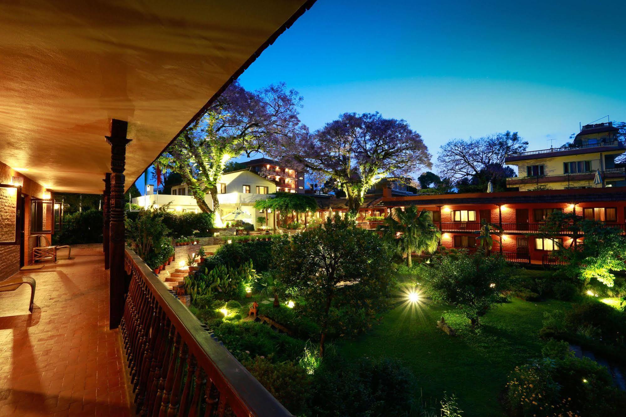 โรงแรมซัมมิท Lalitpur ภายนอก รูปภาพ